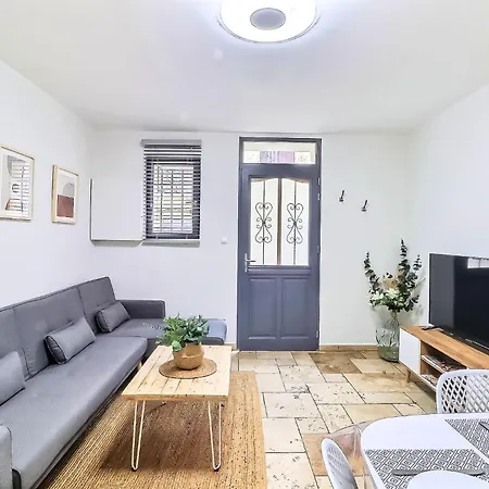 Apartment Le Logy-cosy - 5 Pers - Clim Wifi Cosy Garage